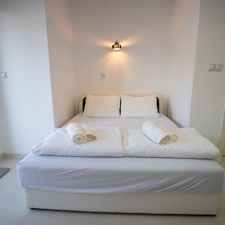 Lake View Double Balcony City Center Apartment In Ohri Dış mekan fotoğraf